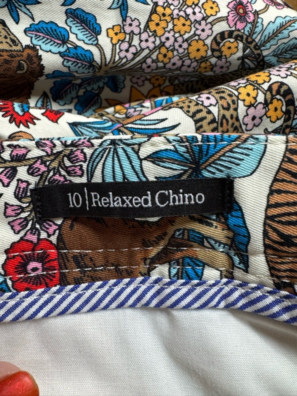 FUN!! Talbots Relaxed Chino Animal Print Pants SIZE: 10 #10 - Picture 9 of 11